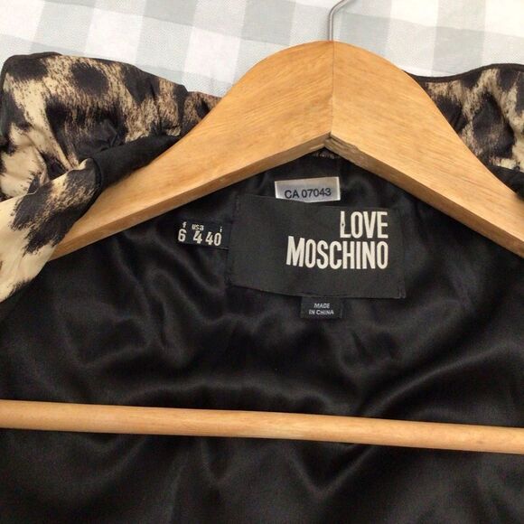 LEOPARD Love Moschino quilted jacket animal puffer prints gold zippers size 4 - Picture 4 of 16